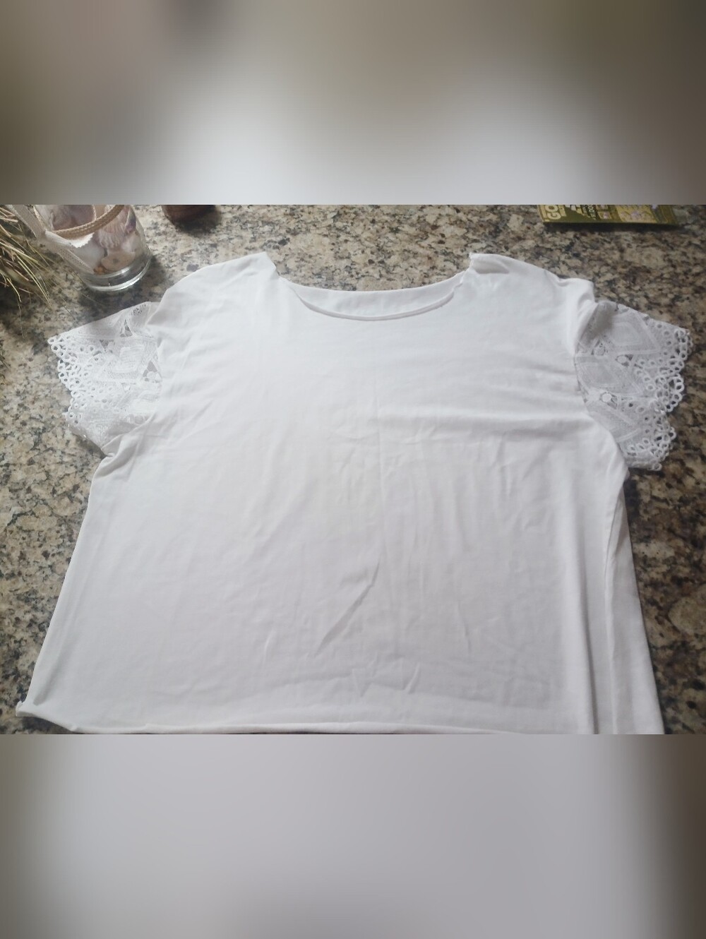 Classic White Tee With Lace Seeves Top 1x